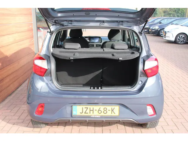 Hyundai i10 1.0 Premium 2025 Benzine 12