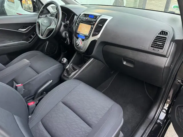 Hyundai ix20 1.4i Go! Camera| Trekhaak 2015 Benzine 18