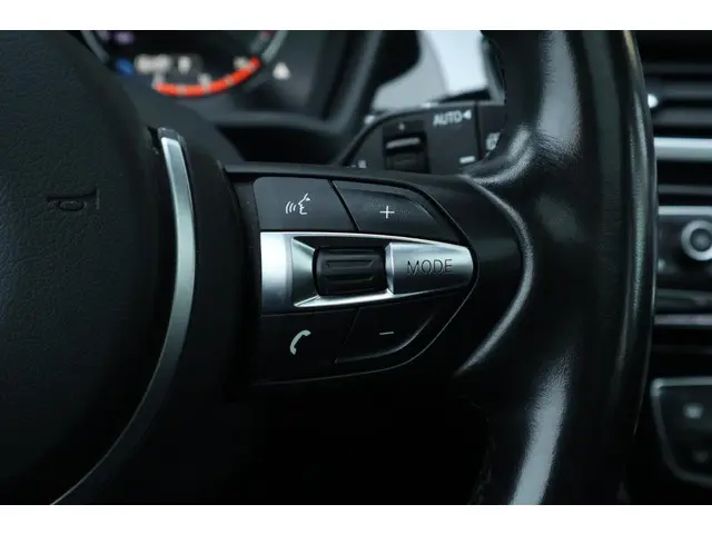 BMW X2 sDrive20i High Executive Edition 2021 Benzine 19