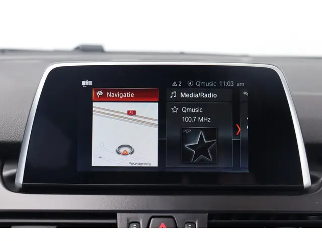 BMW 2 Serie Active Tourer 218i Executive 2019 Benzine 21