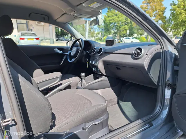 Audi A1 1.0 TFSI ADVANCE navi/s-line pakket 2018 Benzine 9