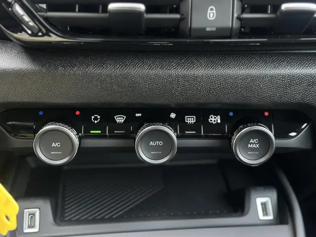 Citroën ë-C4 Live 50 kWh 2022 Elektrisch 21