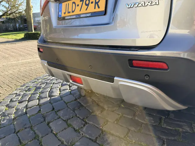 Suzuki Vitara 1.6 Exclusive 2015 Benzine 33