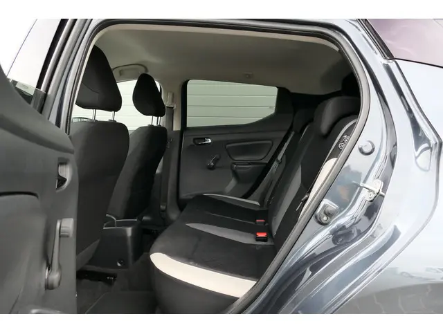 Nissan Micra 0.9 IG-T Business Edition 2018 Benzine 32