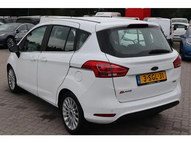 Ford B-MAX 3