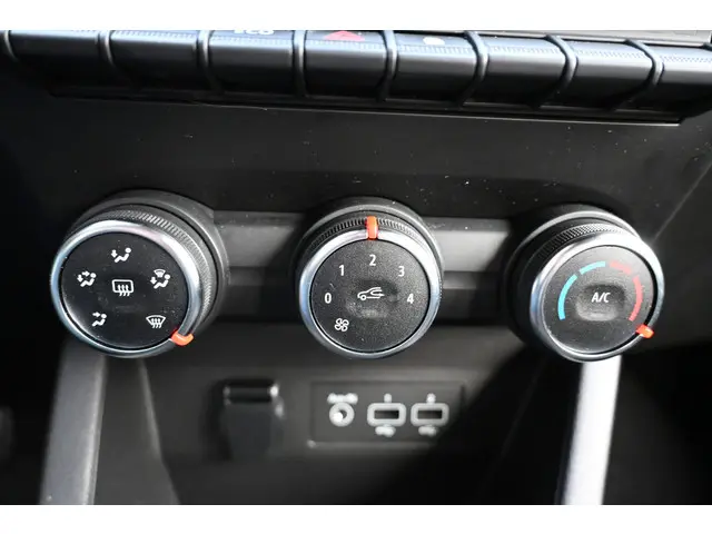 Renault Clio 1.0 TCe Zen 2022 Benzine 14