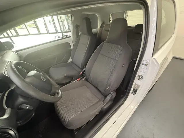 SEAT Mii 1.0 FR Connect 2017 Benzine 11