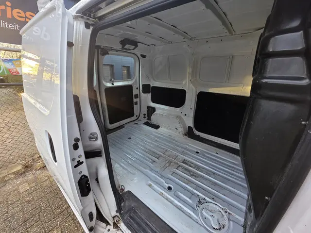 Nissan NV200 1.6 2013 Benzine 10
