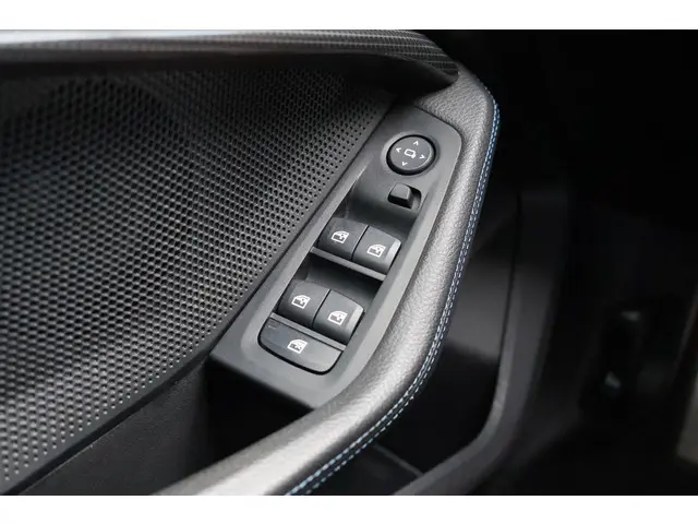 BMW 2 Serie Gran Coupé 218i Gran Coupe 2023 Benzine 27