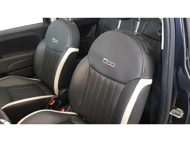 Fiat 500C 1.2 Automaat Lounge 2019 Benzine 17
