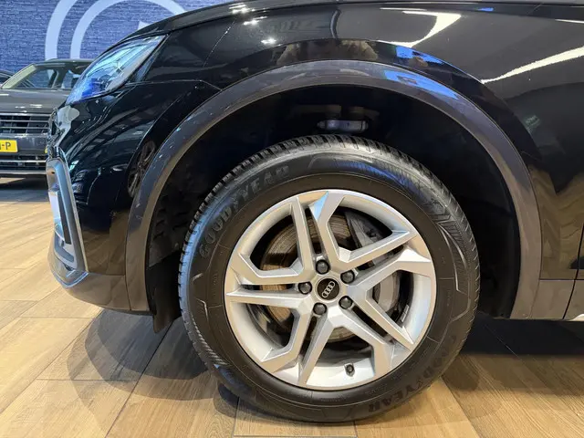 Audi Q5 50 TFSIe Advanced edition 2022 Hybride Benzine 23