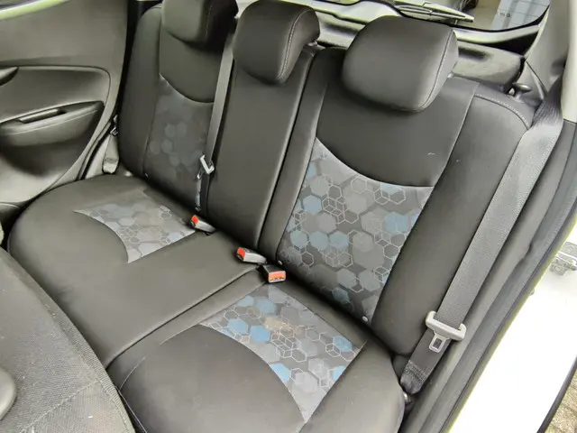 Opel KARL 1.0 Rocks Online Edition 2018 Benzine 15