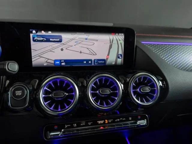 Mercedes-Benz EQA 250+ AMG Line 2024 Elektrisch 29