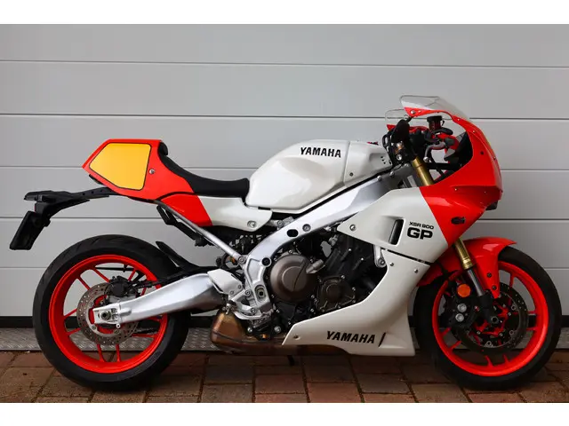 Yamaha XSR 900 SP | XSR900 GP ABS 2024 Benzine