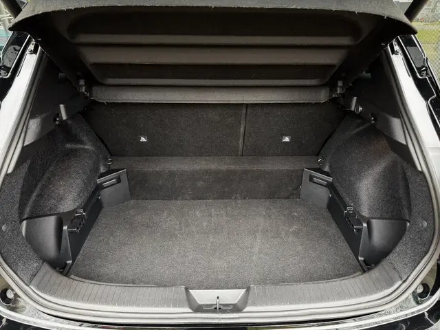 Nissan QASHQAI 1.3 MHEV Xtronic N-Connecta 2025 Benzine 23