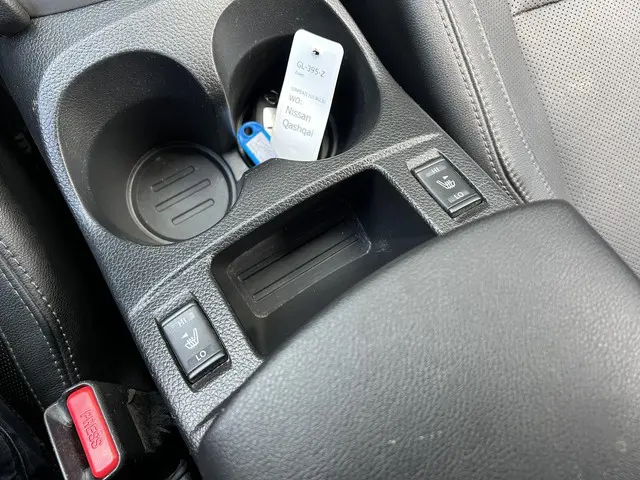 Nissan QASHQAI 1.2 Tekna 2015 Benzine 34