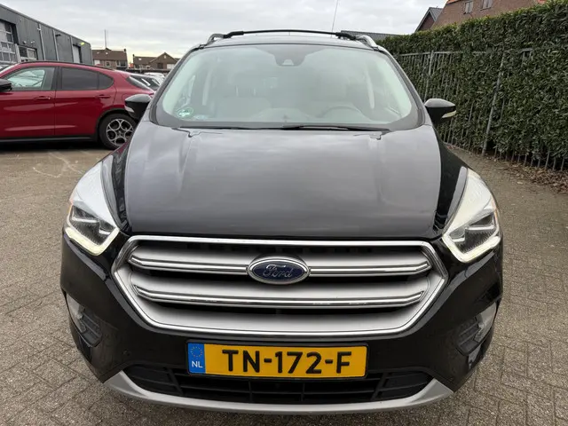 Ford Escape 2.0 AUT titanium 244 PK 2017 Benzine 8