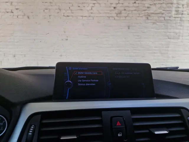 BMW 3 Serie 328i Executive 2012 Benzine 39