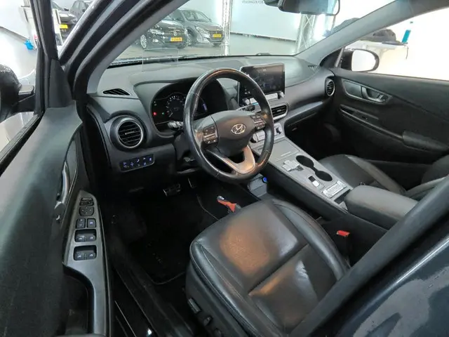 Hyundai Kona EV Premium 64 kWh 2020 Elektrisch 3