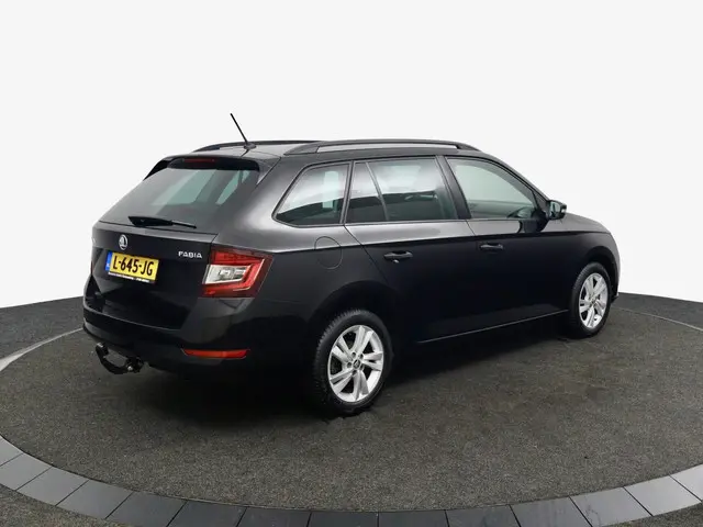 Škoda Fabia Combi 1.0 TSI Monte Carlo zwart 2019 Benzine 5