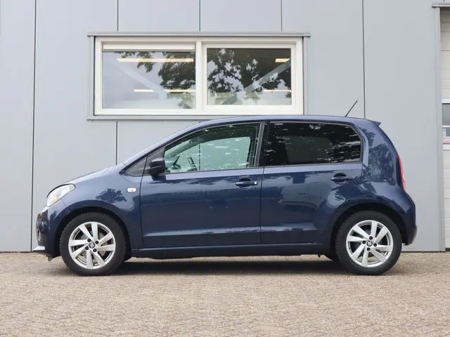 SEAT Mii 1.0 Sport Dynamic 2014 Benzine 2