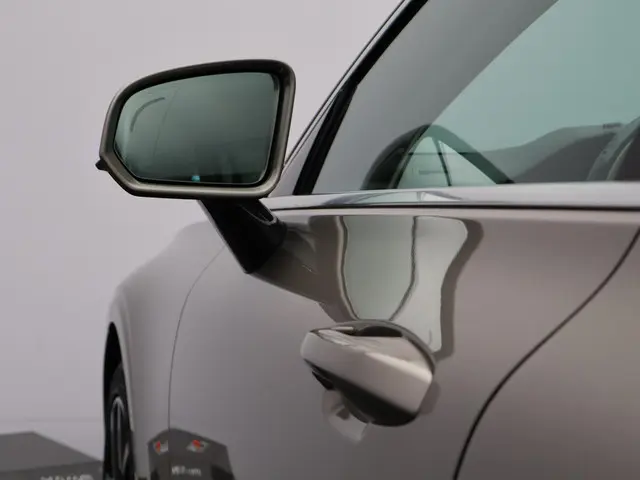 Volvo V60 2.0 T4 Momentum Pro 2020 Benzine 19