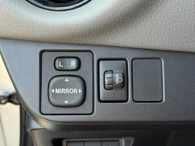 Toyota Yaris 1.0 VVT-i Connect 1e eigenaar 2019 Benzine 18
