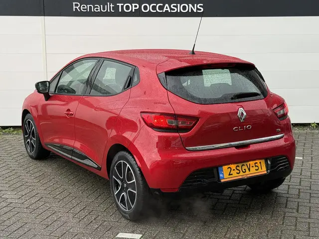 Renault Clio 0.9 TCe Expression 2013 Benzine 6