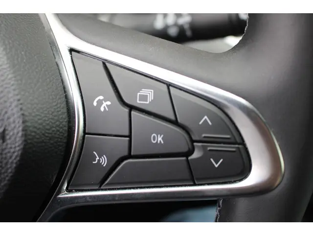 Renault Clio 1.0 TCe 90 GPF techno 2024 Benzine 21