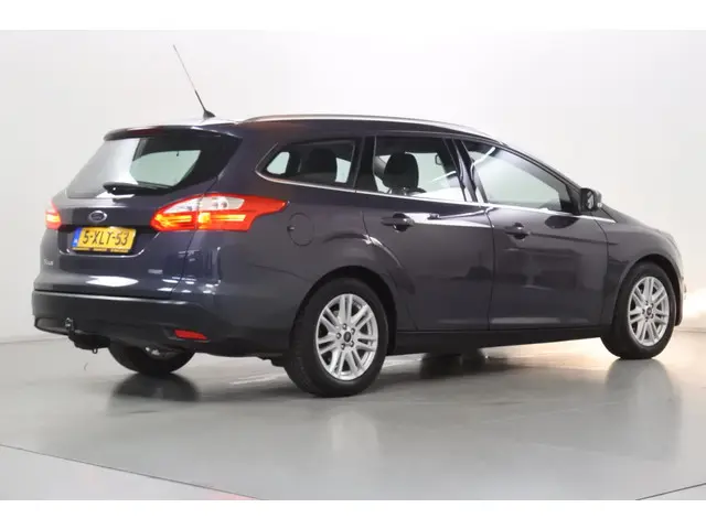 Ford Focus Wagon 1.0 EcoBoost Edition Plus 2014 Benzine 2