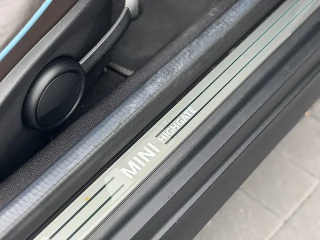 MINI Cooper Cabrio 1.6 Highgate 2012 Benzine 18