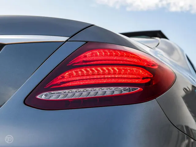 Mercedes-Benz E-Klasse 220 d Prestige Plus 2016 Diesel 43