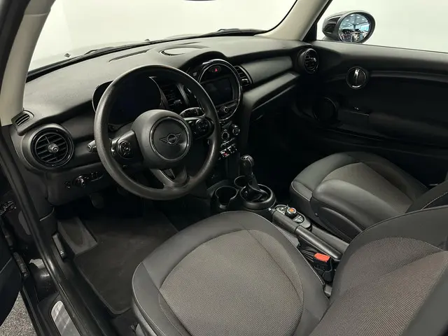 MINI One Mini 1.5 First CRUISE LM 45000 KM 2021 Benzine 14
