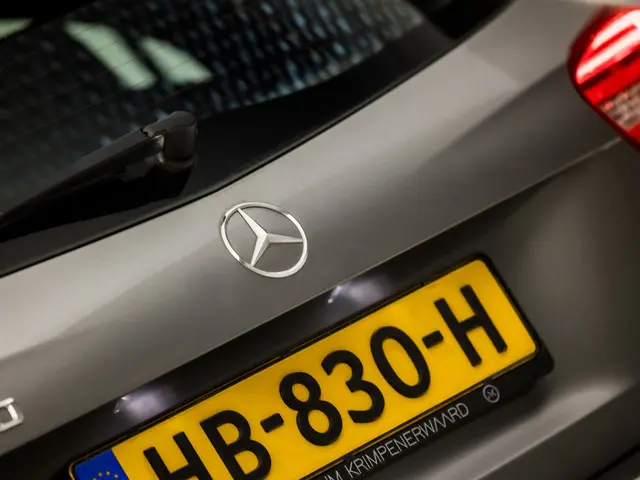 Mercedes-Benz A-Klasse 180 AMG Sport 2015 Benzine 26