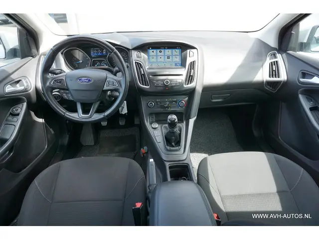 Ford Focus 1.0 Titanium 2017 Benzine 5