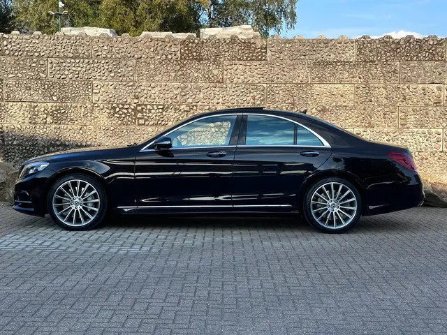 Mercedes-Benz S-Klasse 2