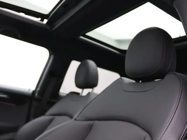 MINI 3-Deurs Cooper 2024 Benzine 13