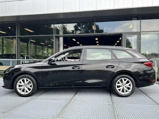 SEAT Leon Sportstourer 1.0 TSI Reference 2022 Benzine 14