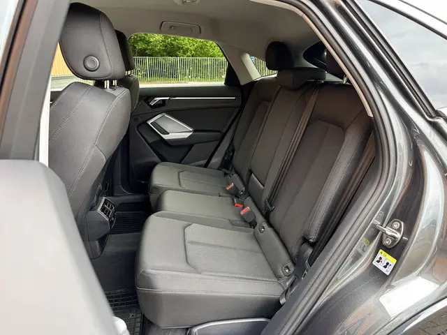 Audi Q3 Sportback 35 TFSI S Edition 2022 Benzine 30