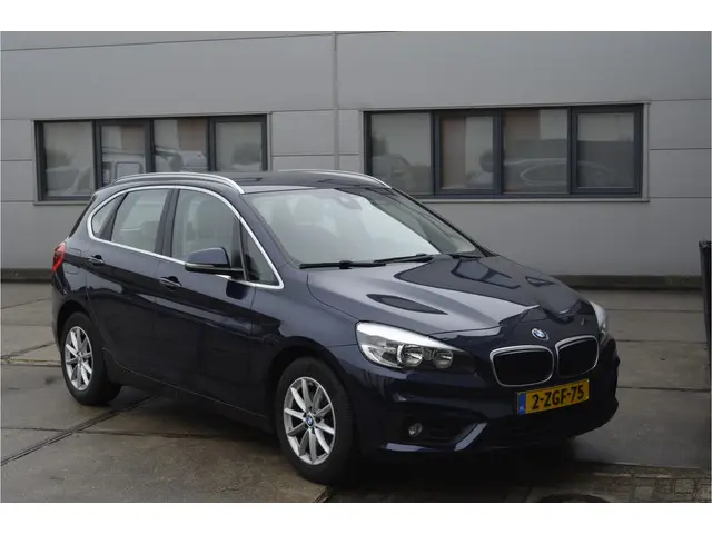 BMW 2 Serie Active Tourer 218i Executive 2015 Benzine 3
