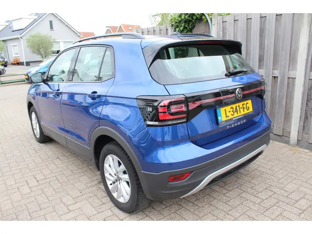 Volkswagen T-Cross 1.0 TSI Life Executive 2021 Benzine 4