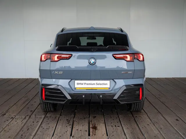 BMW iX2 eDrive20 2025 Elektrisch 5