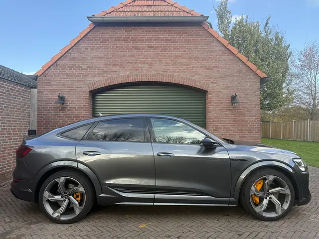 Audi e-tron Sportback S quattro 95 kWh 2022 Elektrisch 5