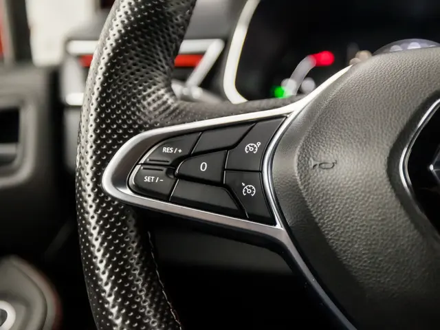 Renault Clio 1.0 TCe R.S. Line 2021 Benzine 19