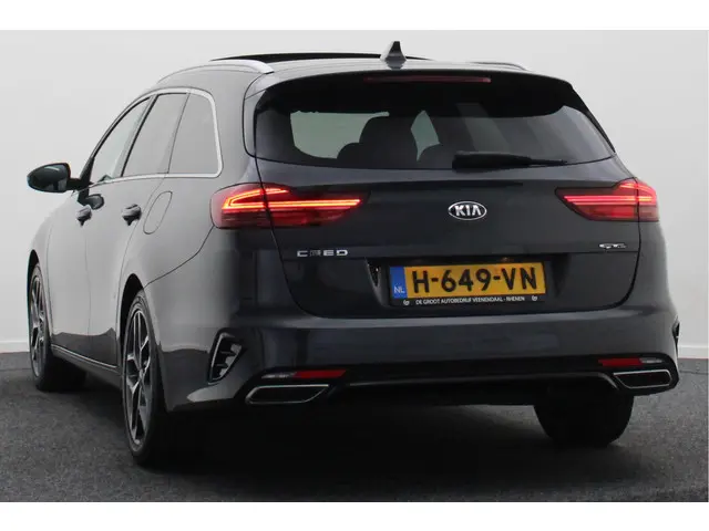Kia Ceed 1.4 T-GDI GT-Line Automaat 2020 Benzine 19