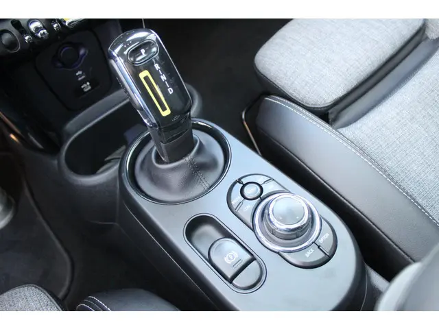 MINI Electric Mini MINI Electric 33 kWh 2022 Elektrisch 15