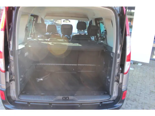Renault Kangoo Family 1.2 TCe 115 pk Limited 2018 Benzine 17