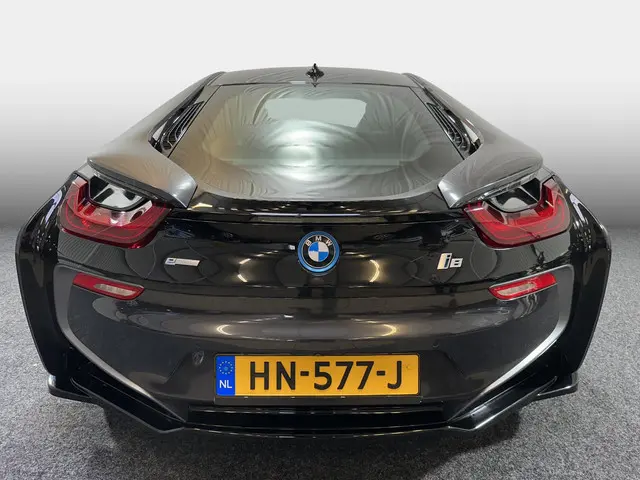 BMW i8 incl BTW Bodykit 2015 Hybride Benzine 6