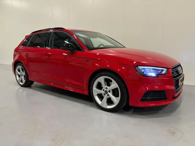 Audi A3 Sportback 2.0 TFSI quattro 2020 Benzine 2