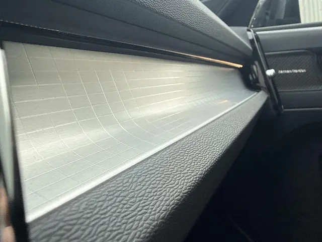 Volvo XC40 2.0 B4 Plus Dark 2025 Benzine 17